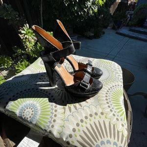 Ann Taylor Collection High Healed approx. 5 inch